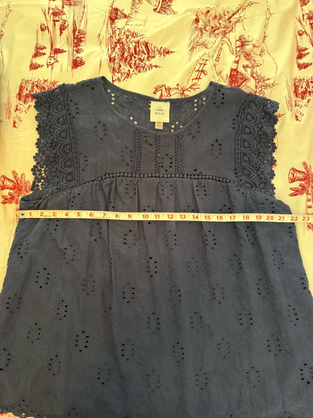 Pair of Navy & White Eyelet Scallop Hem Tops, XL - Picture 11 of 14